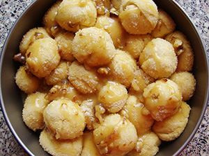 Karamelov monkey bread